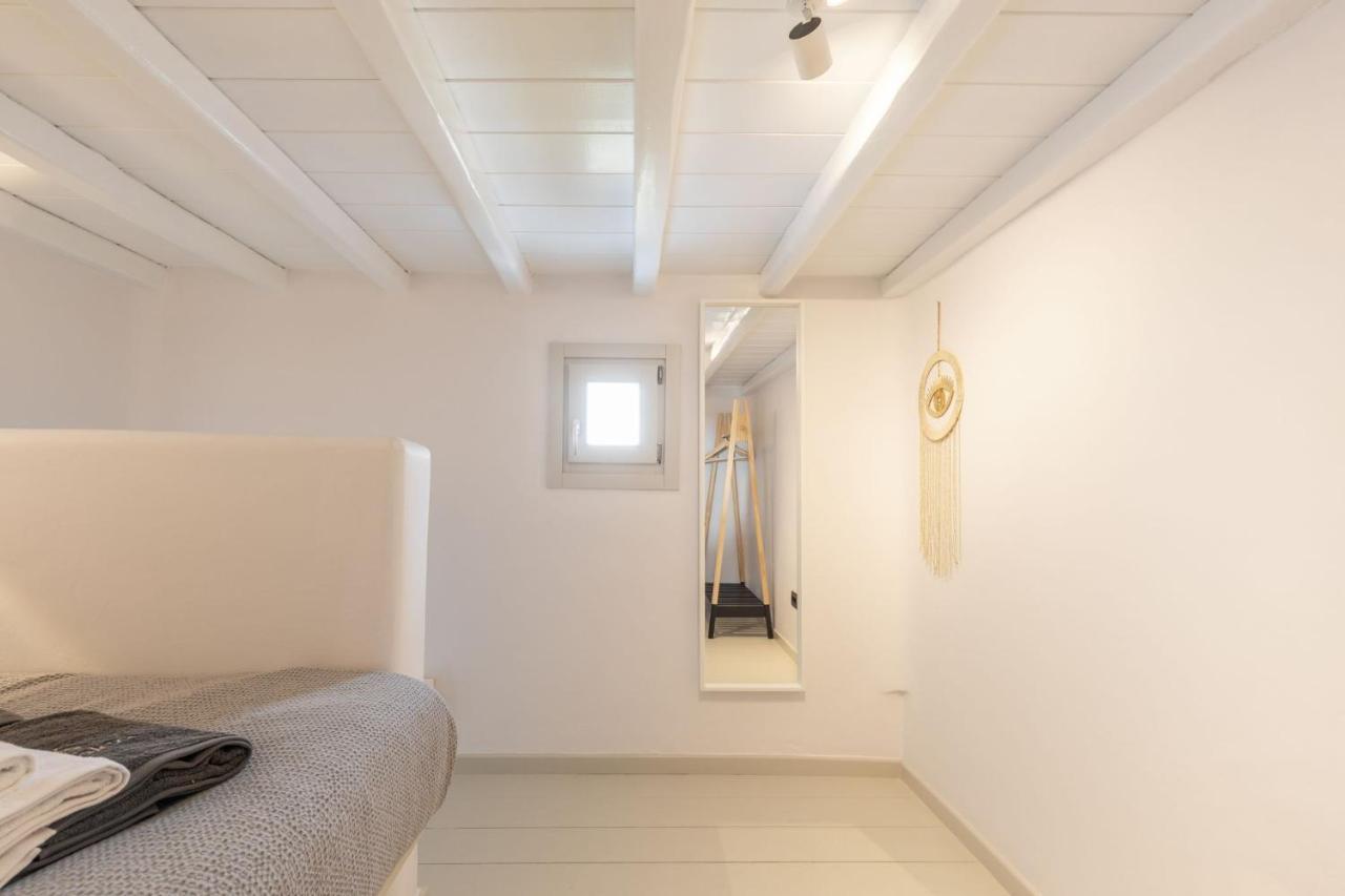 Ivi Mykonean Suites Mimoza Ornos Beach Exterior photo